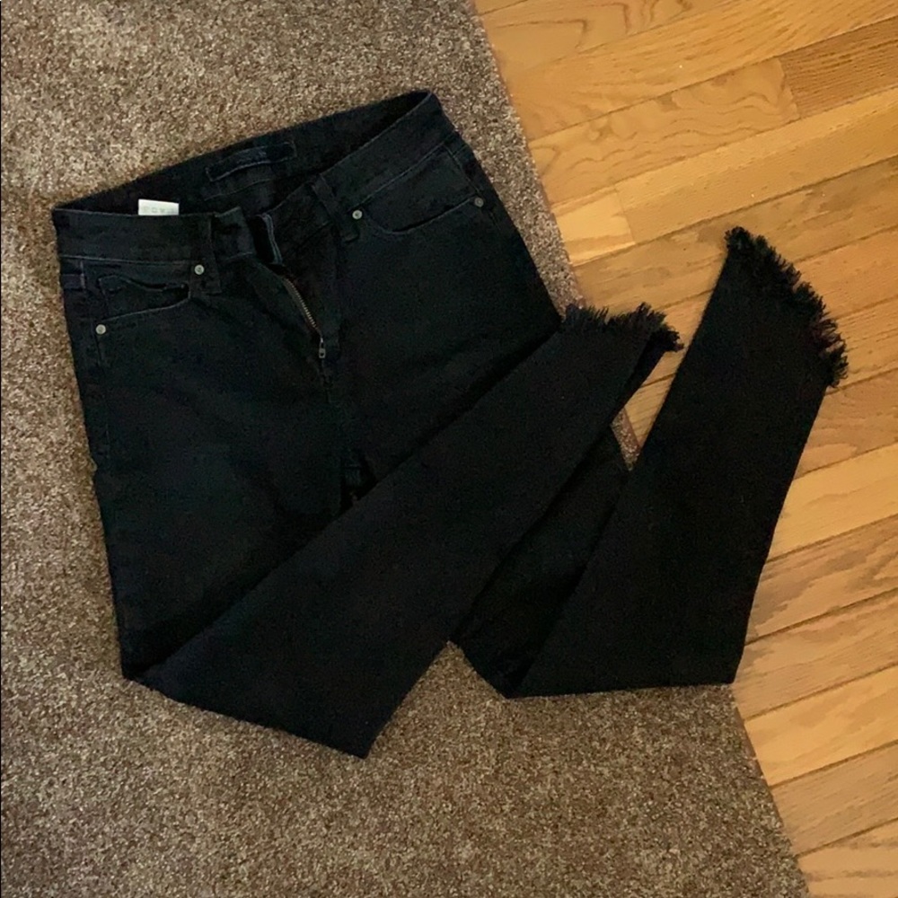 high waisted black jeans